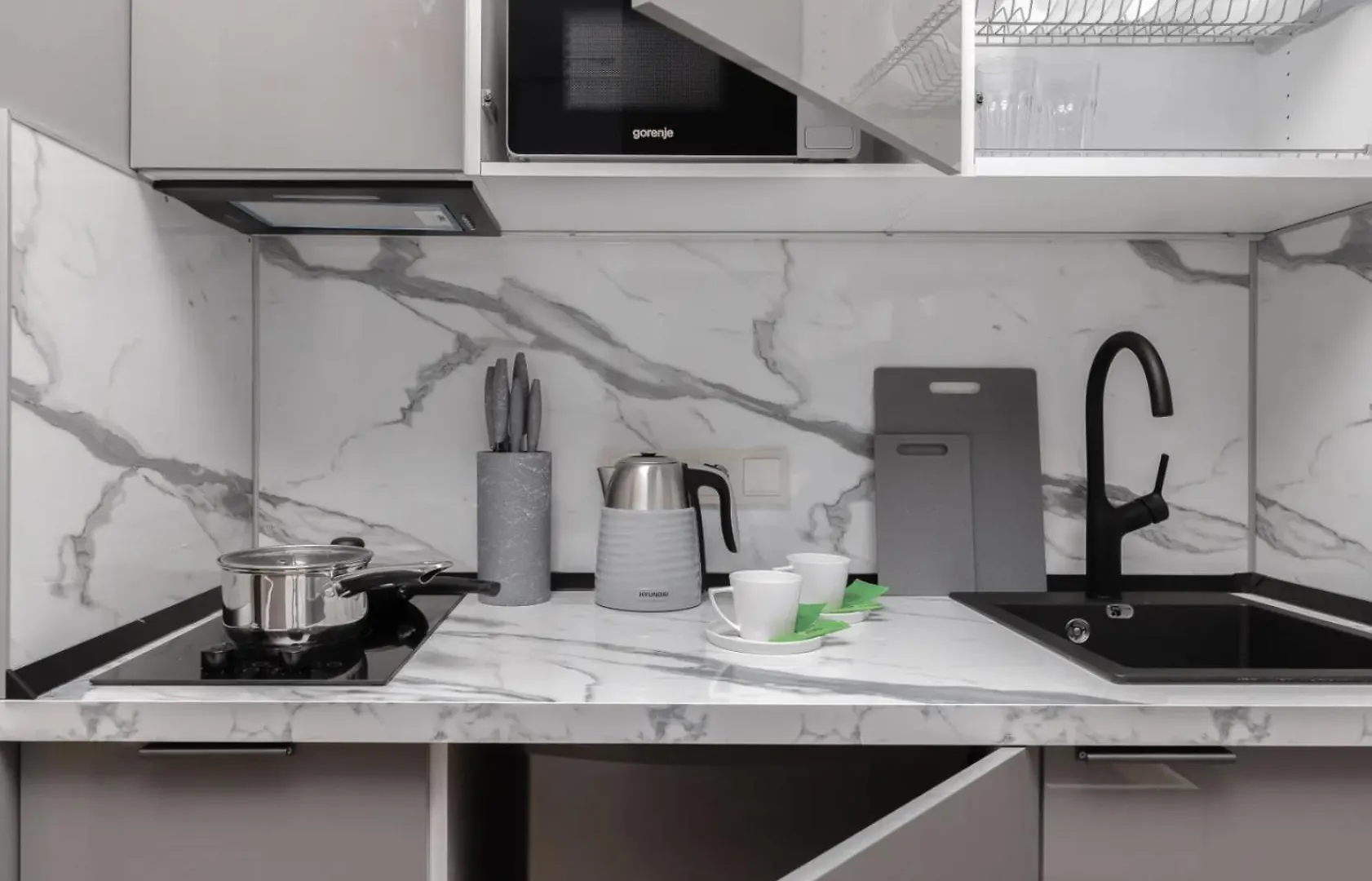 Квартира На Озеро Kyiv Apartment